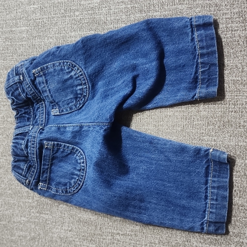 4 Piece Gymboree Set - Picture 6 of 13